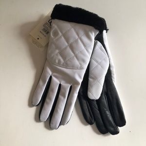UGG tech smart leather palm glove with fur.